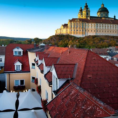 Hotel Restaurant Zur Post Melk Eksteriør billede
