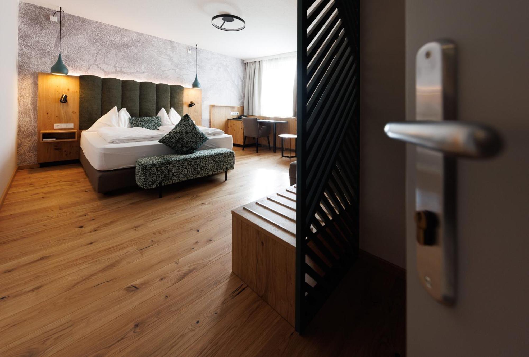Hotel Restaurant Zur Post Melk Eksteriør billede