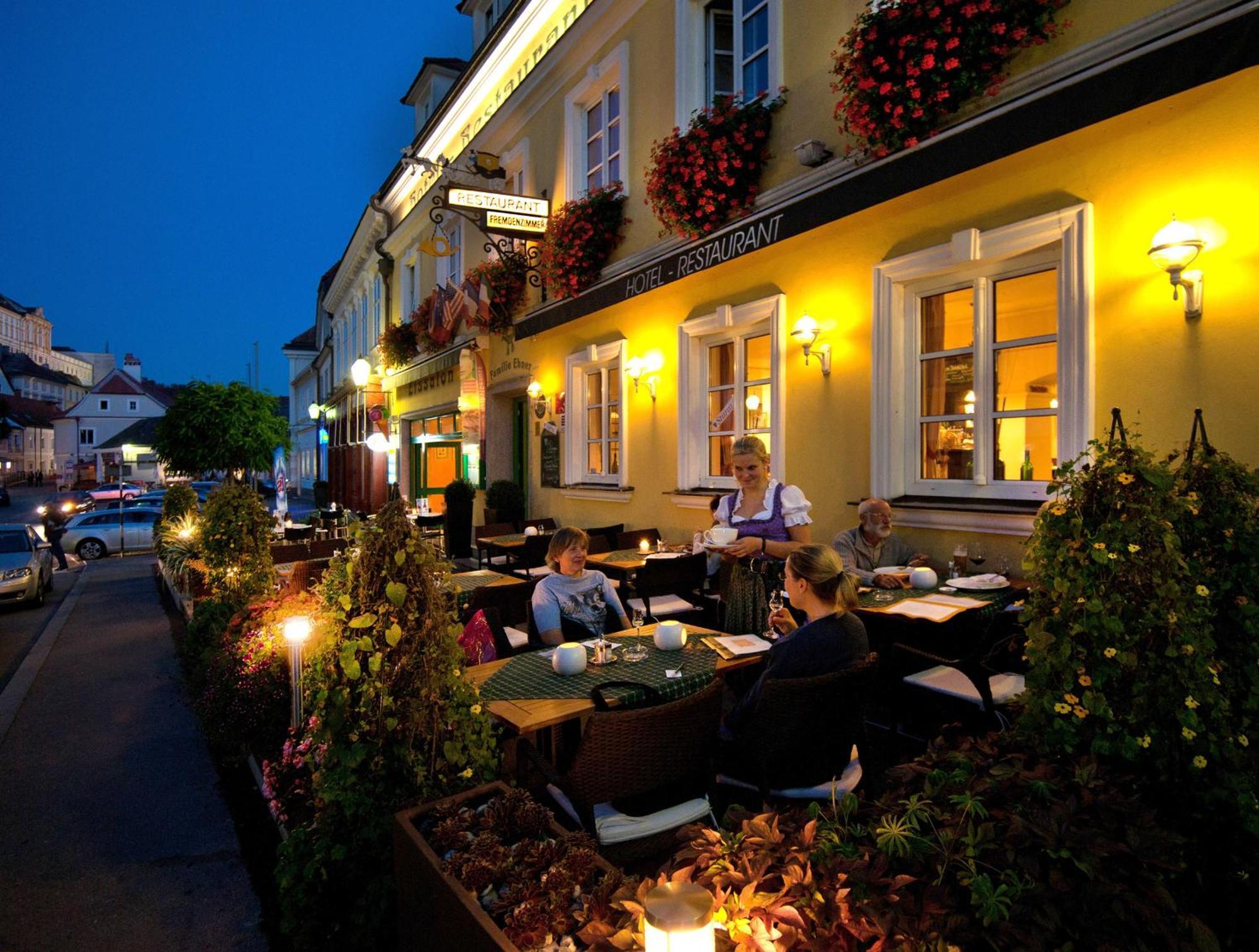 Hotel Restaurant Zur Post Melk Eksteriør billede